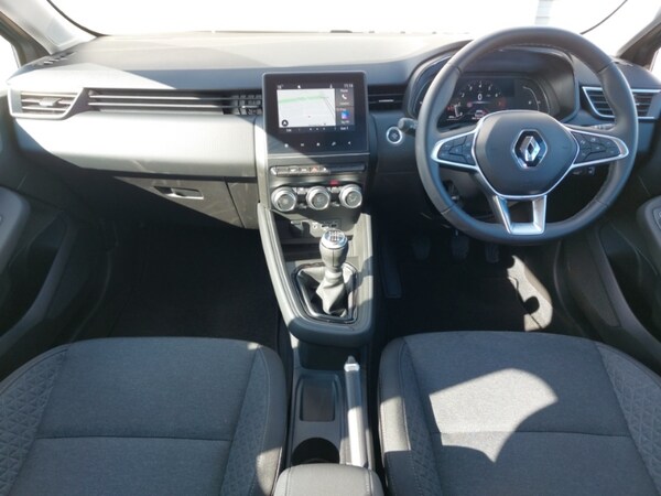 Used Renault Clio 2022 for sale - 76264796: Photo 2
