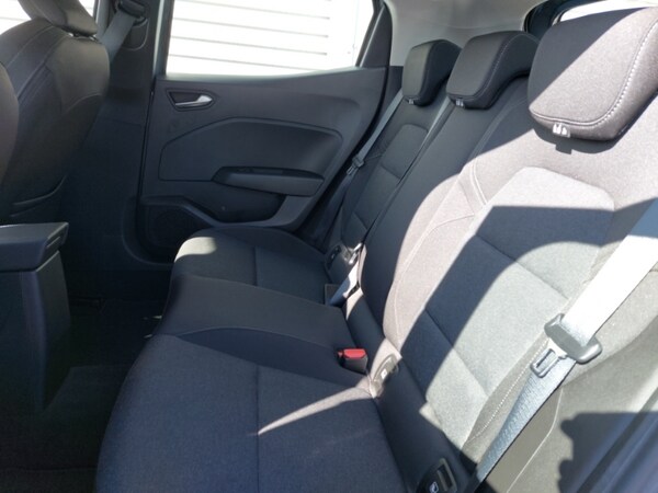 Used Renault Clio 2022 for sale - 76264796: Photo 6