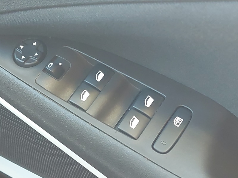 Used Vauxhall Crossland X 2021 for sale - 76571465: Photo 17