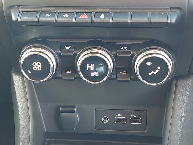 Used Renault Captur 2024 for sale - 76602385: Photo 16