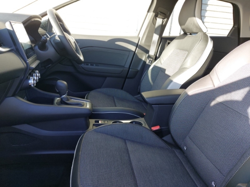 Used Renault Captur 2024 for sale - 76602385: Photo 5