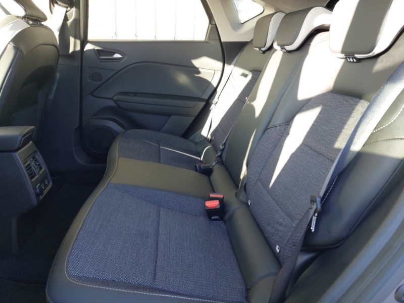 Used Renault Captur 2024 for sale - 76602385: Photo 6