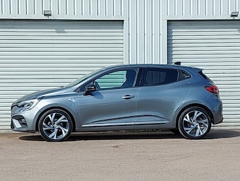 Used Renault Clio 2023 for sale - 78327063: Photo