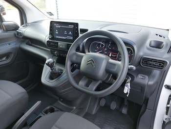Used Citroen Berlingo 2023 for sale - 75909701: Photo