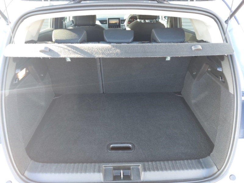 Used Renault Captur 2020 for sale - 76543205: Photo 8