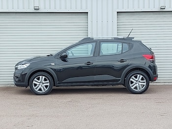 Used Dacia Sandero Stepway 2022 for sale - 79139506: Photo