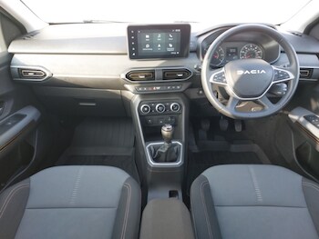 Used Dacia Sandero Stepway 2024 for sale - 77761560: Photo