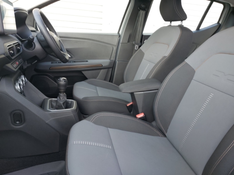 Used Dacia Sandero Stepway 2024 for sale - 77761560: Photo 5