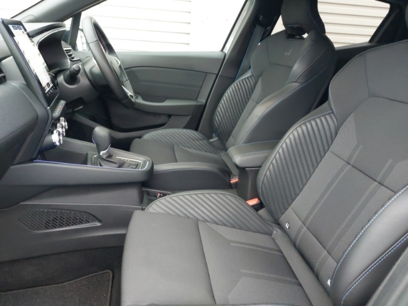 Used Renault Clio 2025 for sale - 77272824: Photo 5