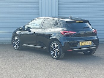 Used Renault Clio 2023 for sale - 78460422: Photo