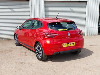 Used Renault Clio 2023 for sale - 79505995: Photo