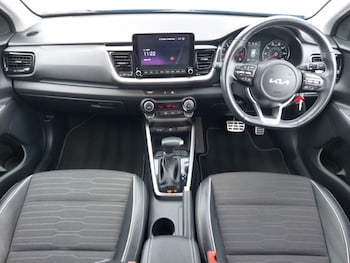 Used Kia Stonic 2023 for sale - 78952659: Photo