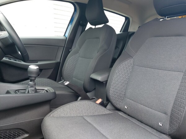 Used Renault Clio 2021 for sale - 76052628: Photo 5