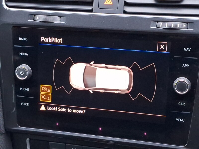 Used Volkswagen Golf 2019 for sale - 77682638: Photo 11