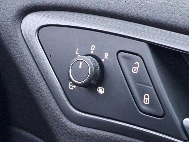 Used Volkswagen Golf 2019 for sale - 77682638: Photo 19