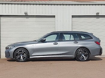 Used BMW 3 Series 2024 for sale - 78442070: Photo