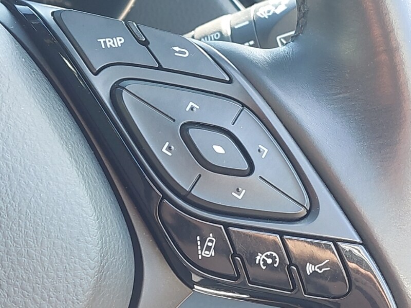 Used Toyota C-HR 2019 for sale - 78151478: Photo 18