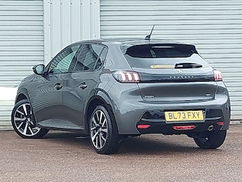 Used Peugeot 208 2023 for sale - 76556071: Photo