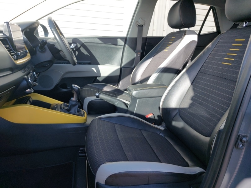 Used Kia Stonic 2023 for sale - 77832734: Photo 5