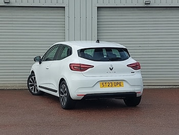Used Renault Clio 2023 for sale - 79153168: Photo