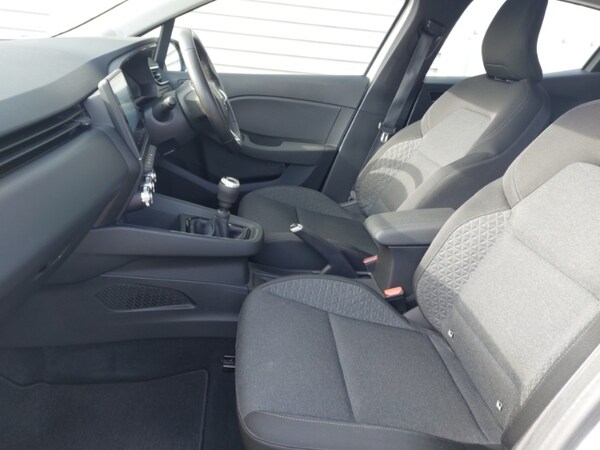 Used Renault Clio 2022 for sale - 76331634: Photo 5