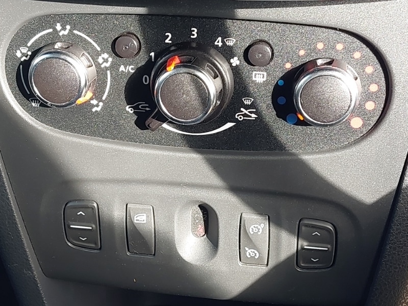 Used Dacia Sandero Stepway 2020 for sale - 77933068: Photo 14