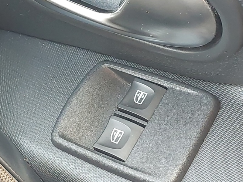 Used Dacia Sandero Stepway 2020 for sale - 77933068: Photo 18