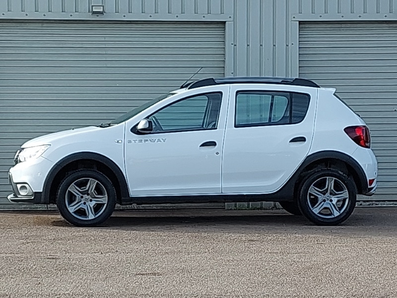 Used Dacia Sandero Stepway 2020 for sale - 77933068: Photo 4