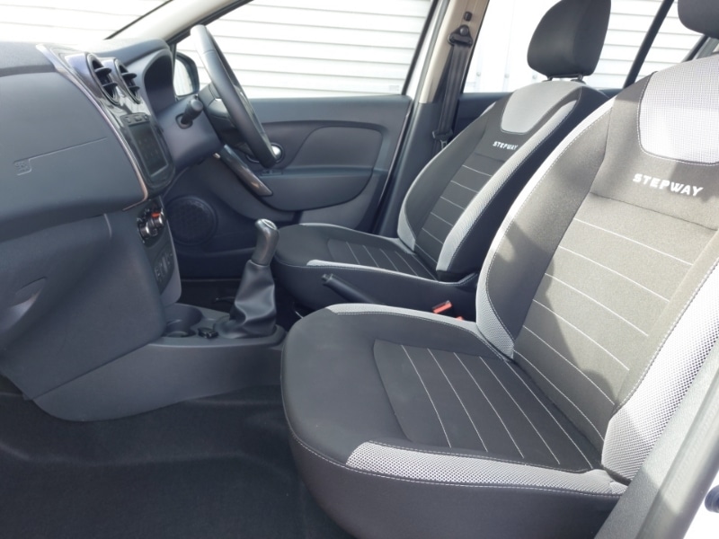 Used Dacia Sandero Stepway 2020 for sale - 77933068: Photo 5