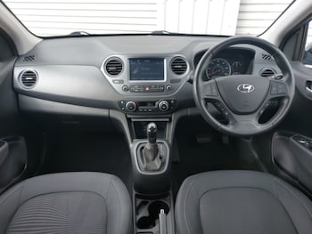 Used Hyundai i10 2020 for sale - 77410284: Photo