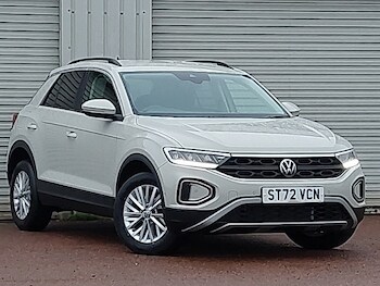 Used Volkswagen T-Roc 2022 for sale - 77265618: Photo
