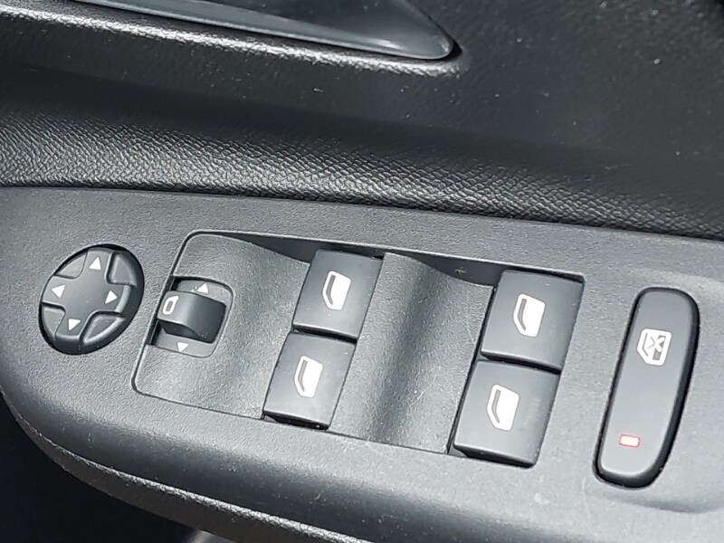 Used Vauxhall Corsa 2023 for sale - 77999555: Photo 17