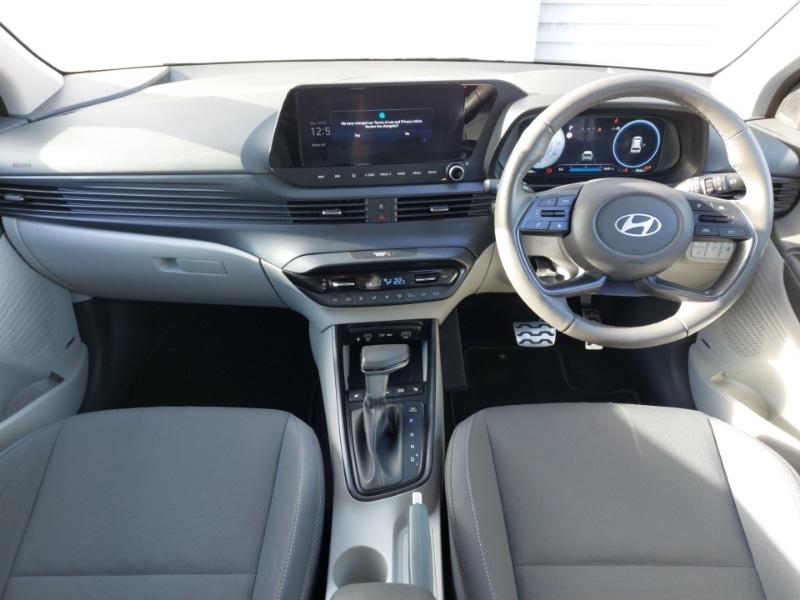 Used Hyundai BAYON 2024 for sale - 76414473: Photo 2