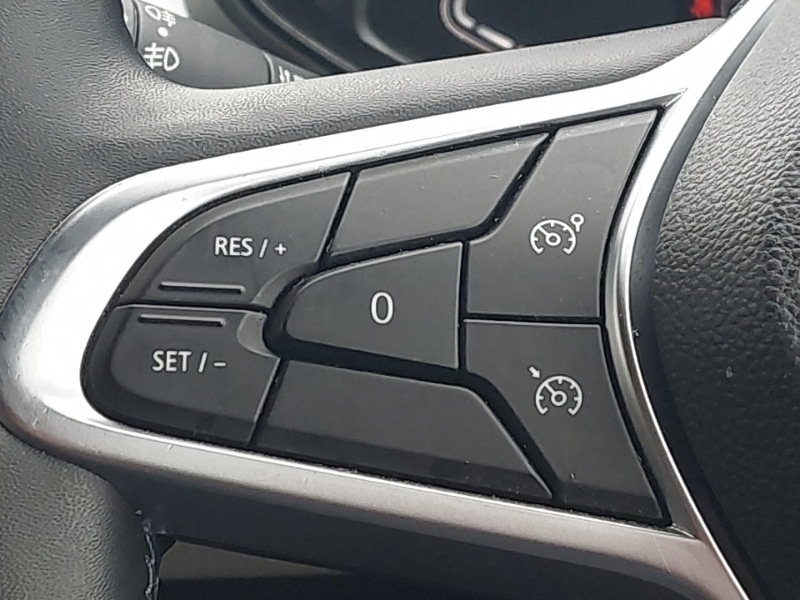 Used Renault Clio 2023 for sale - 77922505: Photo 17