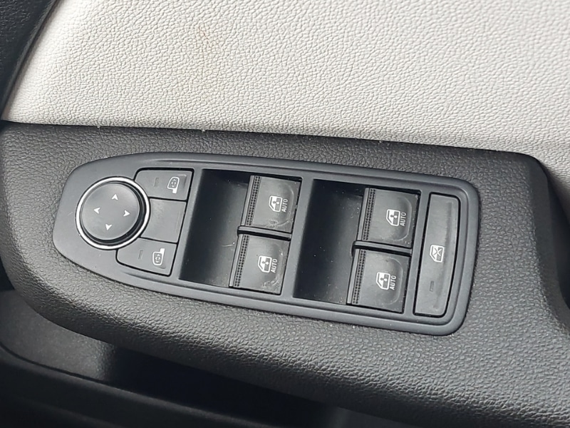 Used Renault Clio 2023 for sale - 77922505: Photo 19