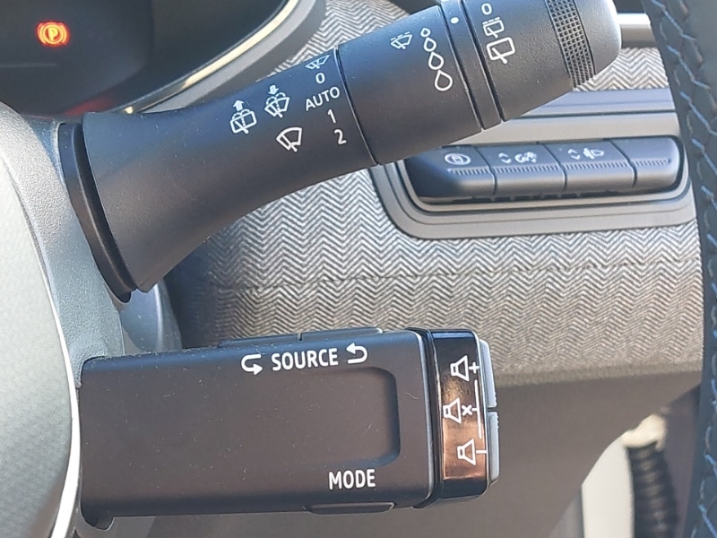 Used Renault Clio 2025 for sale - 76726341: Photo 19