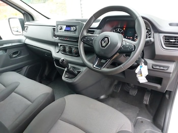 Used Renault Trafic 2022 for sale - 76691904: Photo