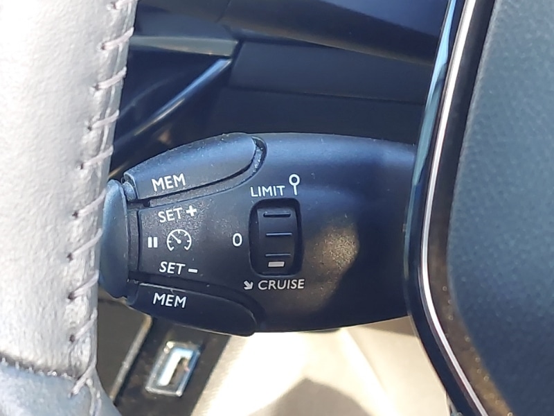 Used Peugeot 2008 2022 for sale - 77035038: Photo 18