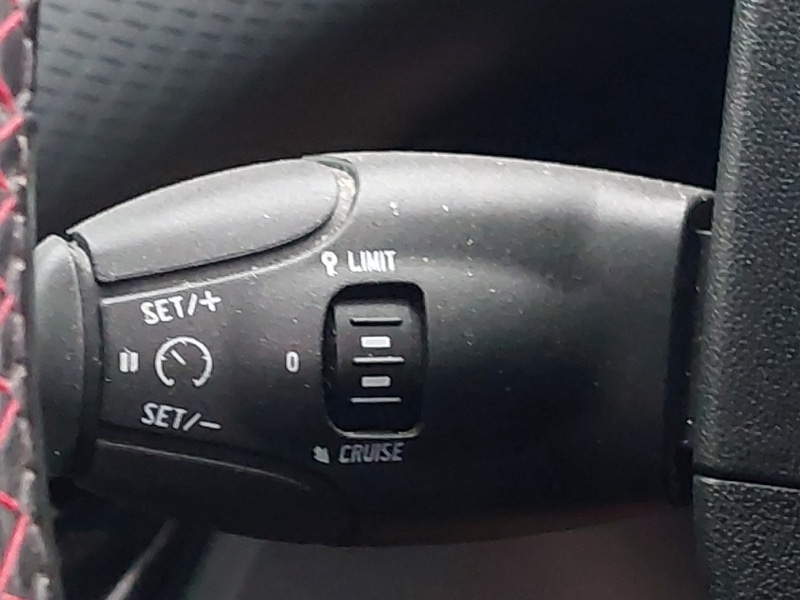 Used Peugeot 2008 2019 for sale - 76822352: Photo 18