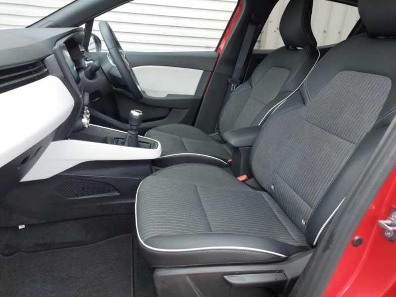 Used Renault Clio 2023 for sale - 78164074: Photo 5