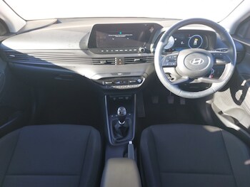 Used Hyundai i20 2025 for sale - 76343568: Photo 2