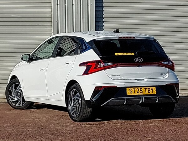 Used Hyundai i20 2025 for sale - 76343568: Photo 3