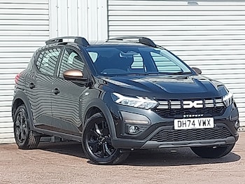 2025 - 1.0 TCe Extreme 5dr CVT