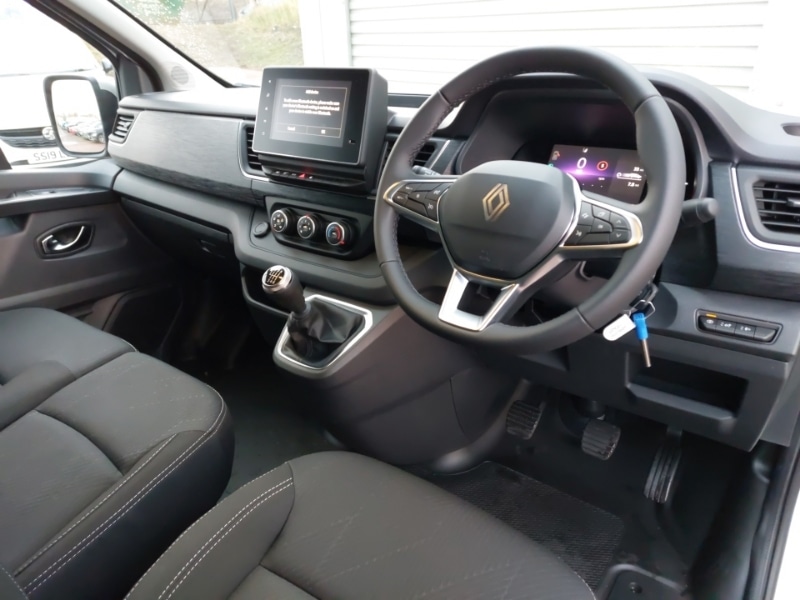 Used Renault Trafic 2025 for sale - 76687619: Photo 2