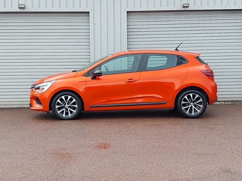 Used Renault Clio 2022 for sale - 76343553: Photo 4