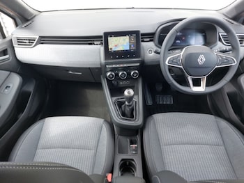 Used Renault Clio 2025 for sale - 79218510: Photo