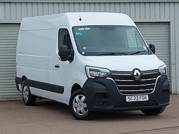 Renault Master feature image