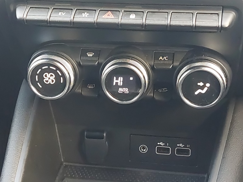 Used Renault Captur 2024 for sale - 76856695: Photo 16