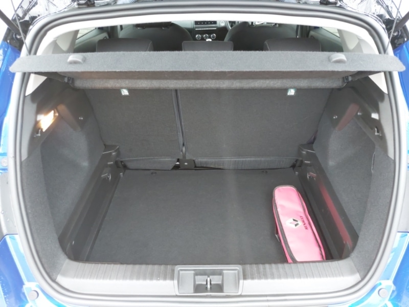 Used Renault Captur 2022 for sale - 77214288: Photo 8