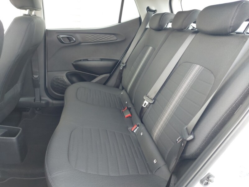 Used Hyundai i10 2023 for sale - 77938958: Photo 6